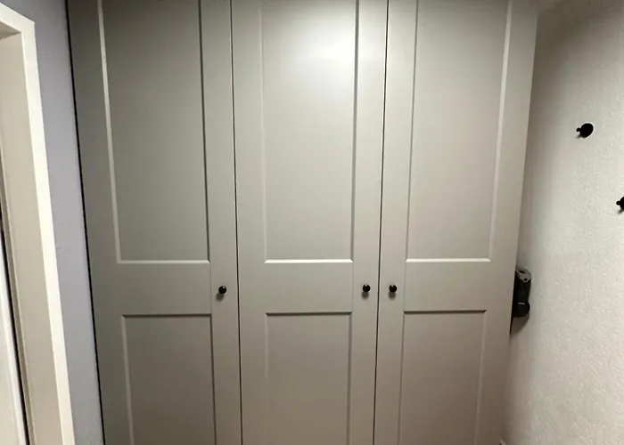 Appartement Im Zentrum Der Dresdner Neustadt Mit Aussenstellplatz